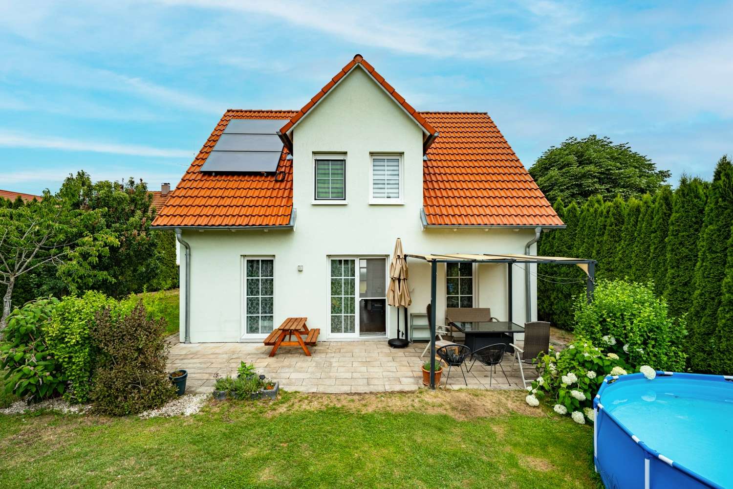 Wohlfühlambiente! Stilvolles Einfamilienhaus in ruhiger Lage mit Garten und idealer Raumaufteilung